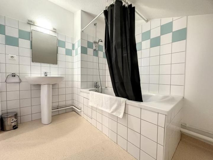 Residence Bury Тюль Экстерьер фото