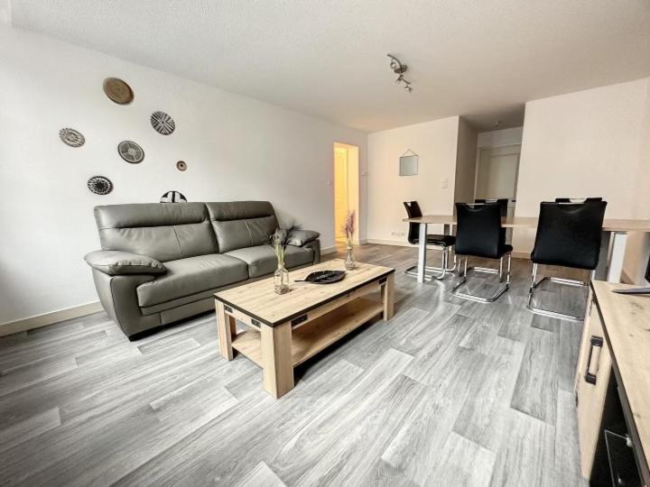 Residence Bury Тюль Экстерьер фото