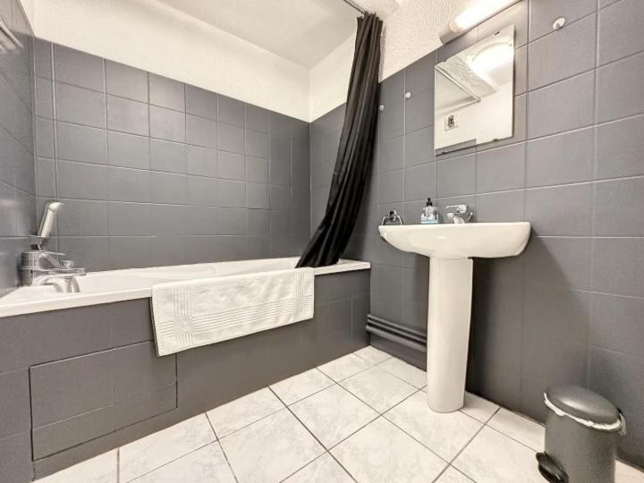 Residence Bury Тюль Экстерьер фото